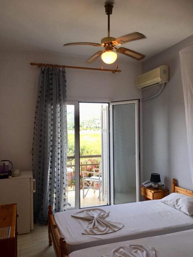 Hotel Katerina ปีตาโกเรโย ภายนอก รูปภาพ