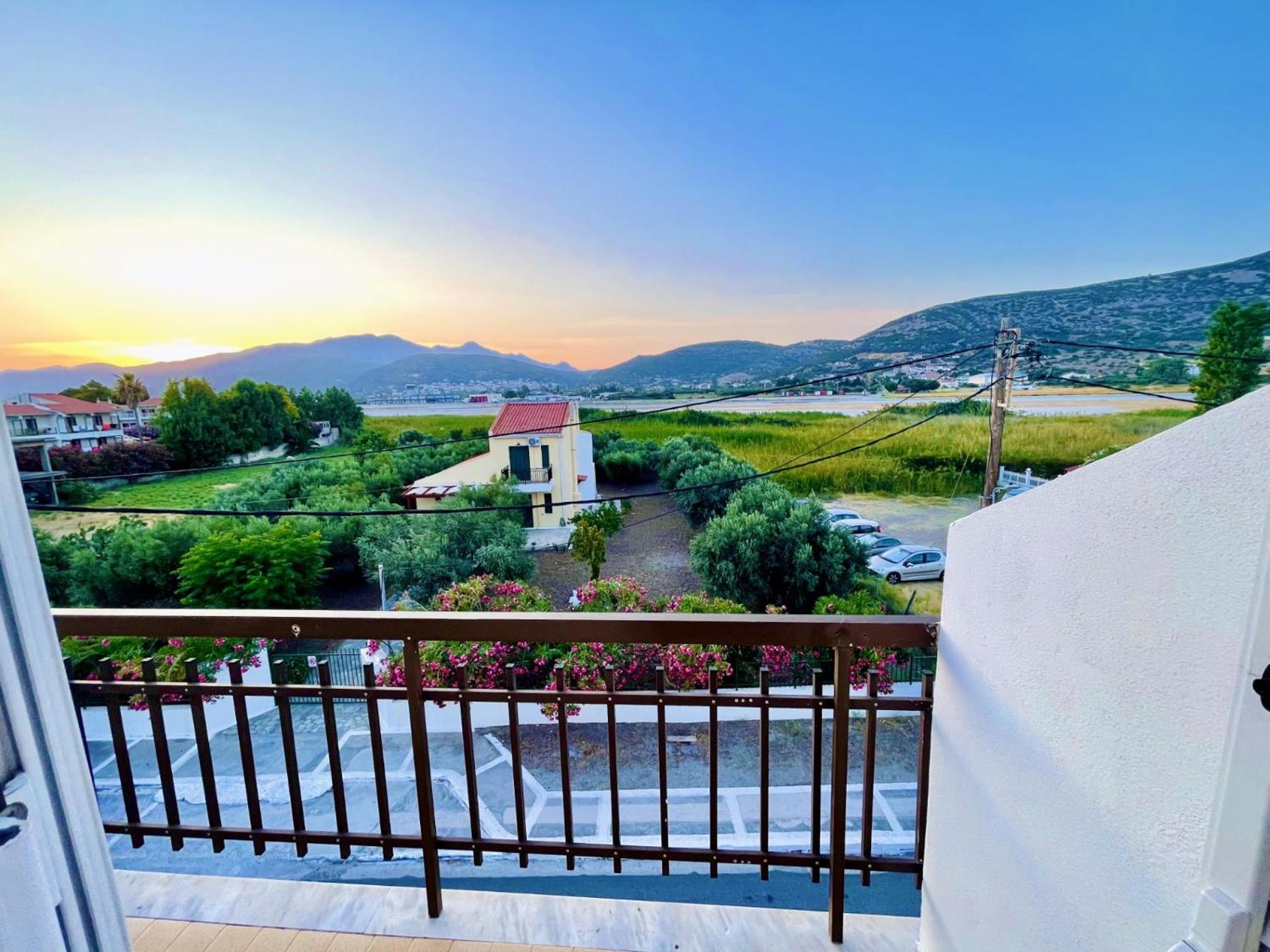 Hotel Katerina ปีตาโกเรโย ภายนอก รูปภาพ